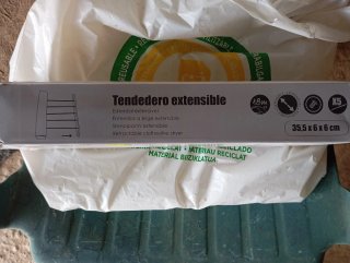 Tendedero extensible retráctil