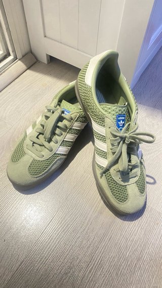 Zapatillas Adidas Azul y Blanco