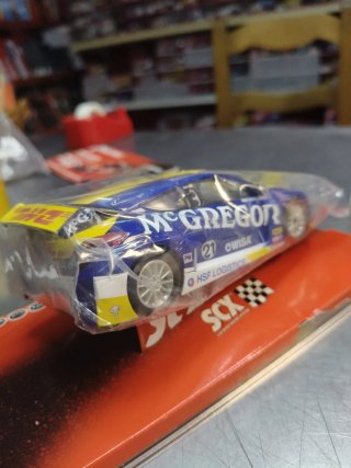 Scalextric Renault Megane Trophy 21 DHL