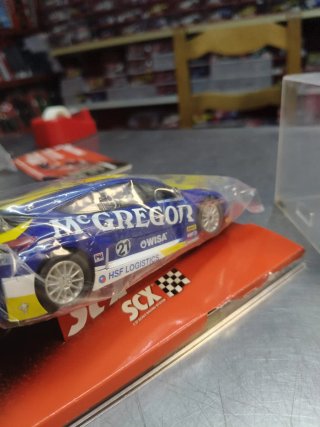 Scalextric Renault Megane Trophy 21 DHL