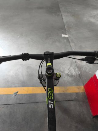 Bicicleta Rockrider st530