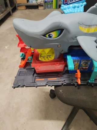 Pista Hot Wheels Tiburón Car Wash