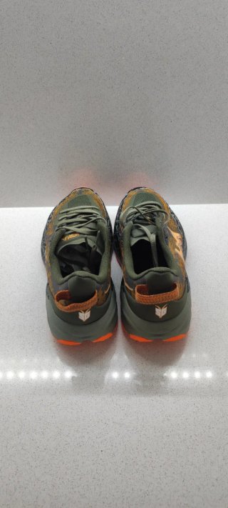 Zapatillas Hoka Speedgoat 6 Verde/Naranja