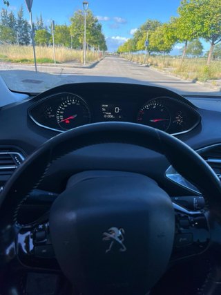 Peugeot 308 2016
