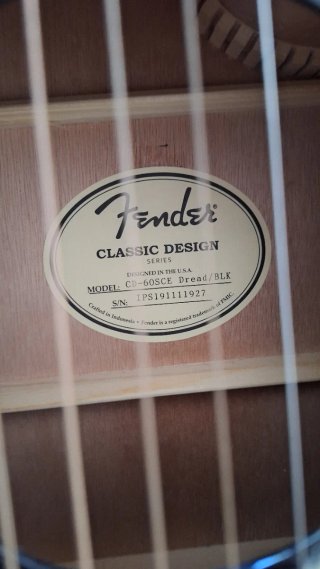 Fender CD60SCE Bk Electroacústica + Funda
