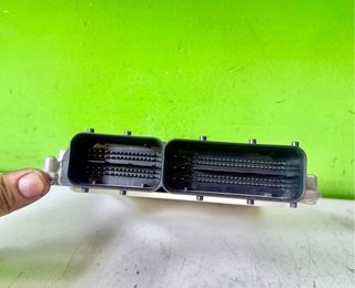 04L907445F Centralita UCE Motor Seat Arona 1.6TDI