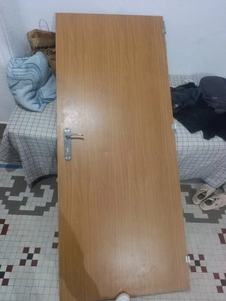Puerta exterior madera y metal