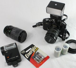 Vivitar XV-1 Cámara Analógica 35mm con Flash