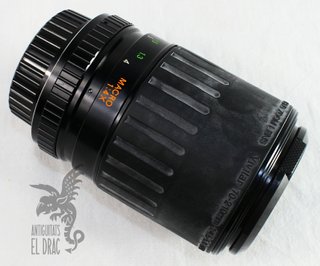 Vivitar XV-1 Cámara Analógica 35mm con Flash