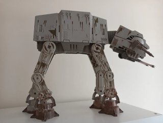 AT-AT Star Wars Hasbro + 2 Figuras