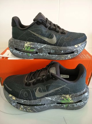 Nike Vomero Premium Talla 42.5