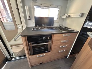 Autocaravana Adria Coral XL 670DK Axess