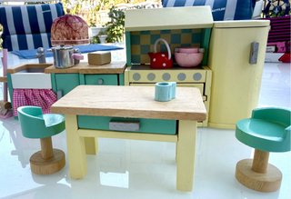 Cocina de juguete de madera