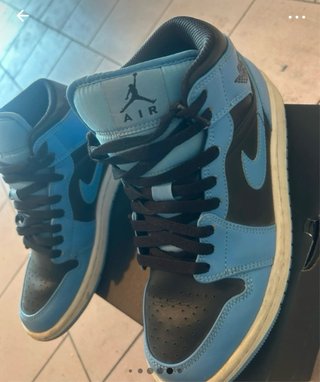Jordan 1 Mid Azzurre
