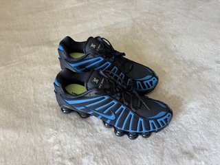Nike Shox TL Zapatillas Negras y Azules