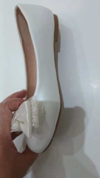 Merceditas niña Talla 35 blancas lazo
