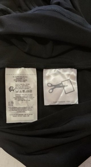 Mono corto negro Easy Wear , nuevo.