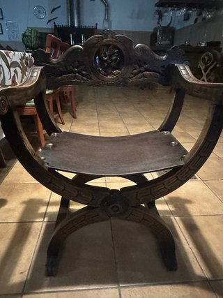 2 Sillones Madera Tallada  Clásicos