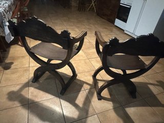 2 Sillones Madera Tallada  Clásicos