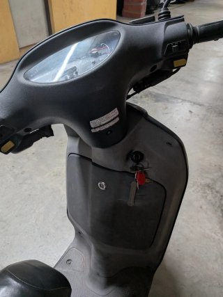 Honda Scoopy 100 (1998) Gris