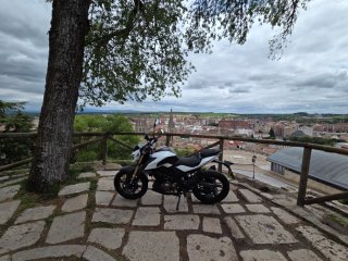Qj Motor SRK 125 S
