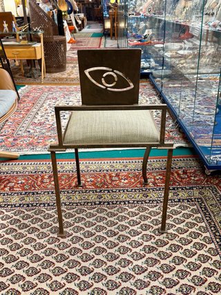 Silla estilo brutalista de Cyrille Varet
