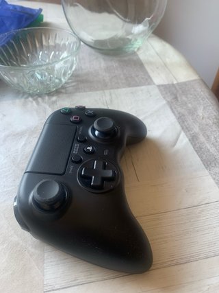 Mando Hori PS4