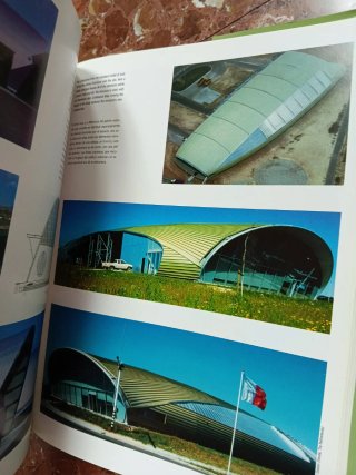 CUBIERTAS ARCHITECTURE IN DETAIL