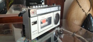 Radio Cassette Sanyo M1700F FM/AM
