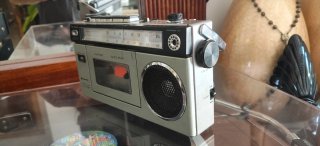 Radio Cassette Sanyo M1700F FM/AM