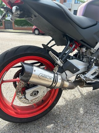 Aprilia RS457 Moto Deportiva