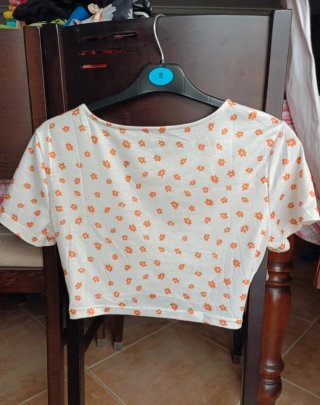 Camiseta corta SHEIN flores naranja