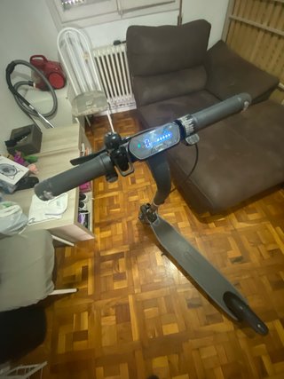 Patinete eléctrico gris sebway