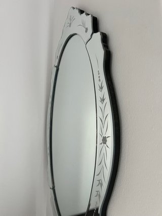 Espejo oval veneciano