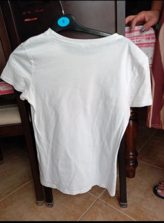 Camiseta Love con Girasol y Mariposa