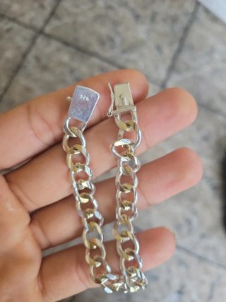 Cadena de mano