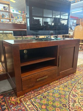 MUEBLE DE TV MADERA MACIZA
