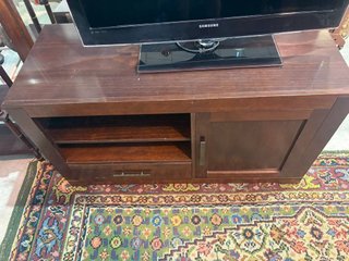 MUEBLE DE TV MADERA MACIZA