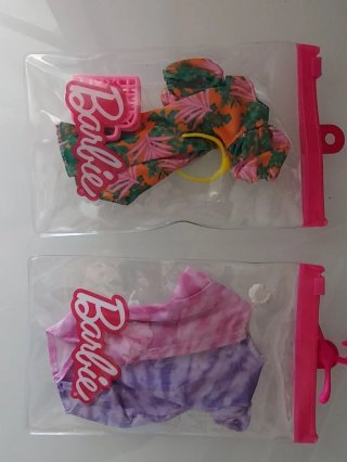 Barbie familia con bebé y mascota