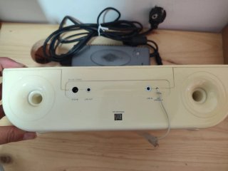 Radio Despertador iLuv con Dock iPod y Mando