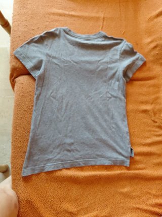Camiseta Nike niña gris