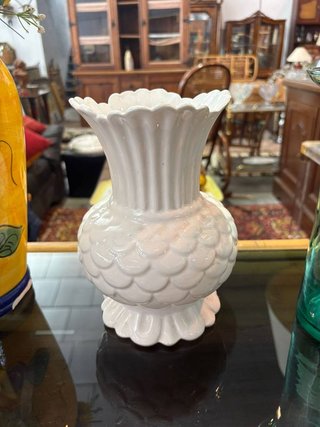 JARRÓN BLANCO DE PORCELANA