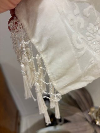 Kimono Boho Ivory con Bordado y Perlas