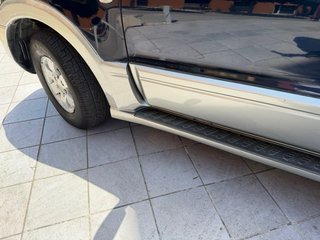 Mitsubishi Montero 2003