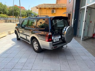 Mitsubishi Montero 2003