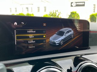 Mercedes-Benz Clase A 250E AMG 2023
