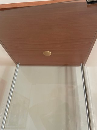 2 Vitrinas de Cristal y Madera