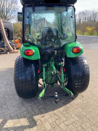Tractor John Deere 3045 R