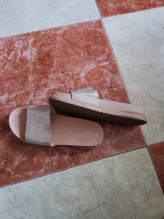 Sandalias rosas y plateadas talla 39