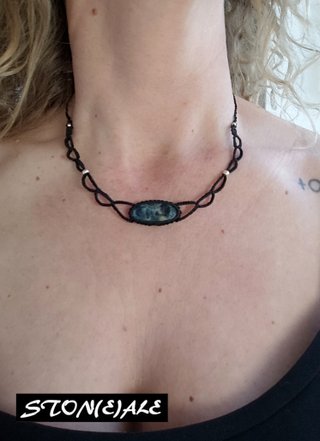 Girocollo in macrame con pietersite e argento 925